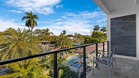 823 Ponce De Leon Drive Fort Lauderdale FL 33316