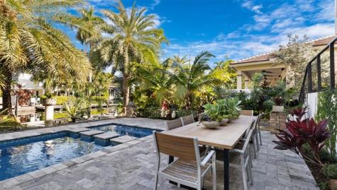 823 Ponce De Leon Drive Fort Lauderdale FL 33316