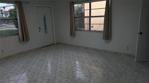 452 W Royal Palm Road Boca Raton FL 33432