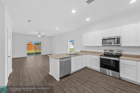 9316 104TH Avenue Vero Beach FL 32967