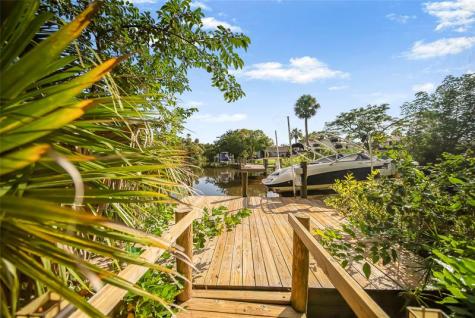 7305 E Elyse Circle Port St Lucie FL 34952