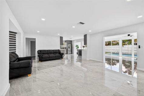 4390 NW 38th Avenue Fort Lauderdale FL 33309