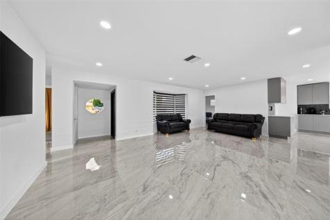4390 NW 38th Avenue Fort Lauderdale FL 33309