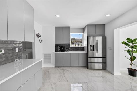 4390 NW 38th Avenue Fort Lauderdale FL 33309