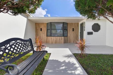 4390 NW 38th Avenue Fort Lauderdale FL 33309