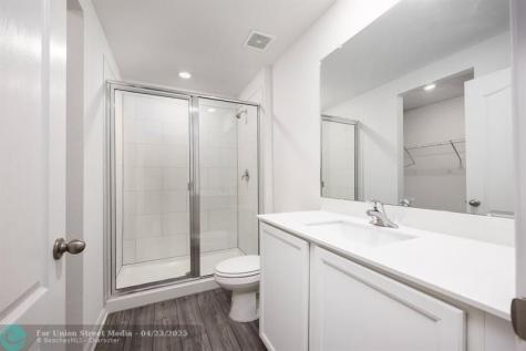8725 98TH Court Vero Beach FL 32967