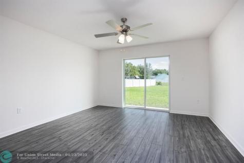 8725 98TH Court Vero Beach FL 32967