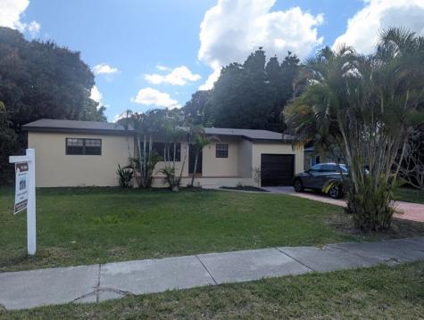 2708 Adams Street Hollywood FL 33020