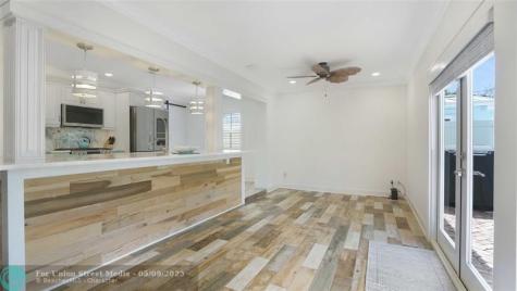1736 NW 39th Street Oakland Park FL 33309