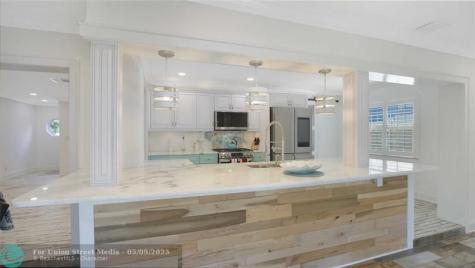 1736 NW 39th Street Oakland Park FL 33309