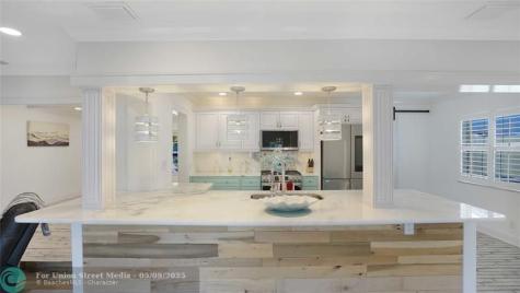 1736 NW 39th Street Oakland Park FL 33309