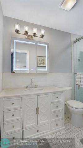 1736 NW 39th Street Oakland Park FL 33309
