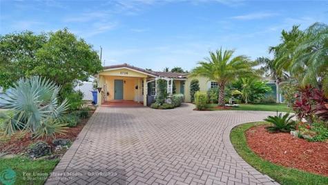 1736 NW 39th Street Oakland Park FL 33309