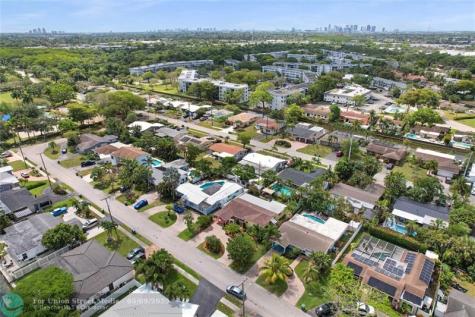 1736 NW 39th Street Oakland Park FL 33309