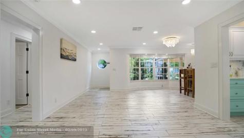 1736 NW 39th Street Oakland Park FL 33309