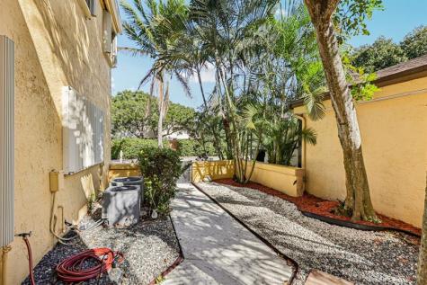 3620 NW 20th Street Coconut Creek FL 33066