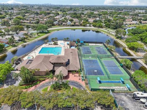 3620 NW 20th Street Coconut Creek FL 33066