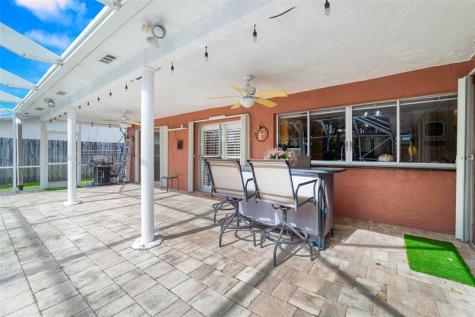 10510 NW 24 Street Sunrise FL r