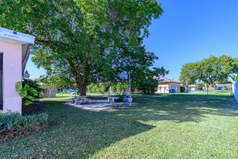 1115 NW 85th Street Miami FL 33150