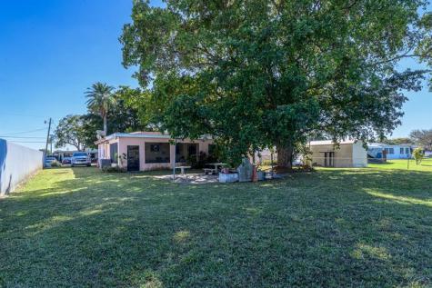 1115 NW 85th Street Miami FL 33150