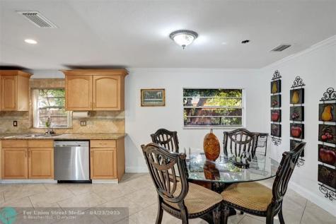 9261 SW 16th Road W Boca Raton FL 33428