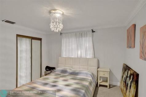 9261 SW 16th Road W Boca Raton FL 33428