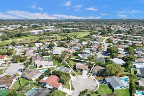 9261 SW 16th Road W Boca Raton FL 33428