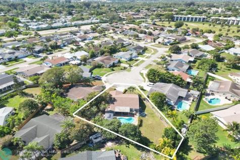 9261 SW 16th Road W Boca Raton FL 33428