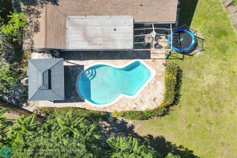 9261 SW 16th Road W Boca Raton FL 33428