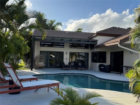 2702 E Orchard Circle Davie FL 33328