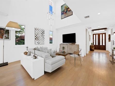 717 Solar Isle Drive Fort Lauderdale FL 33301