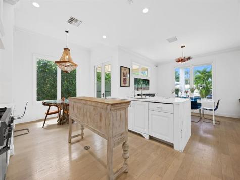 717 Solar Isle Drive Fort Lauderdale FL 33301