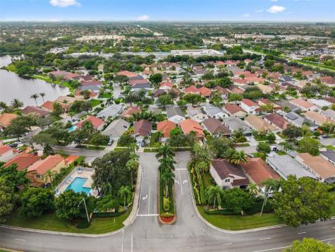18241 NW 8th Street Pembroke Pines FL 33029