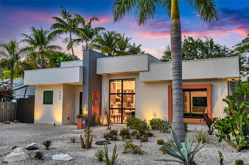 309 NE 21st Court Wilton Manors FL 33305
