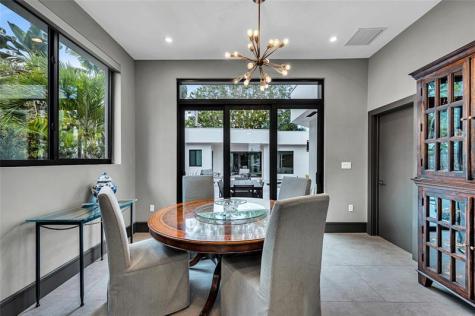 309 NE 21st Court Wilton Manors FL 33305