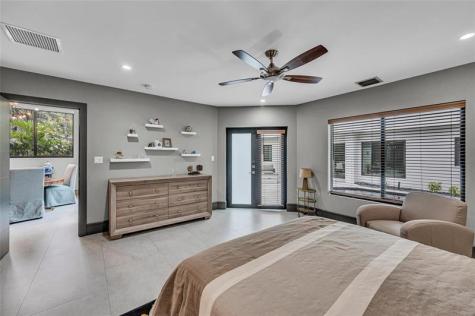 309 NE 21st Court Wilton Manors FL 33305