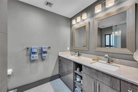 309 NE 21st Court Wilton Manors FL 33305