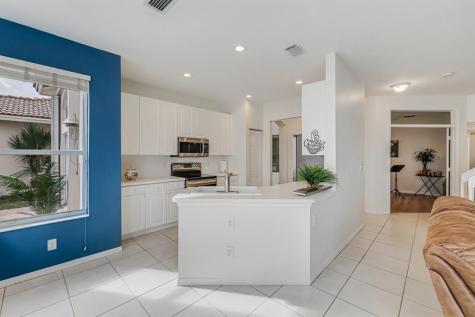 3692 Coco Lake Drive Coconut Creek FL 33073