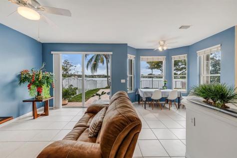 3692 Coco Lake Drive Coconut Creek FL 33073