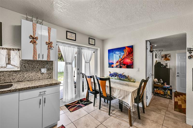6250 SW 39th Street Davie FL 33314