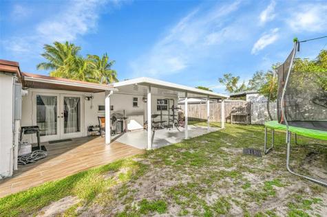 6250 SW 39th Street Davie FL 33314