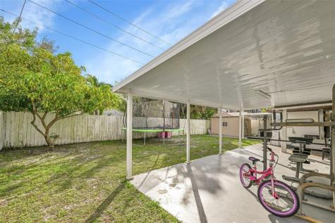 6250 SW 39th Street Davie FL 33314