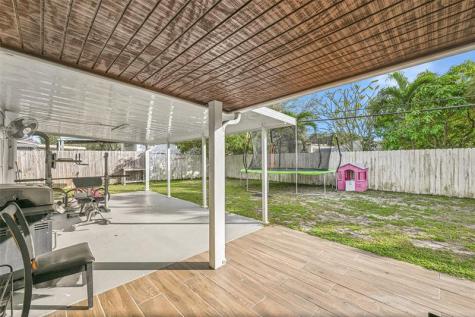 6250 SW 39th Street Davie FL 33314