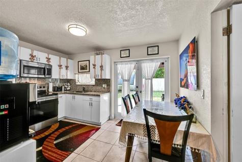6250 SW 39th Street Davie FL 33314