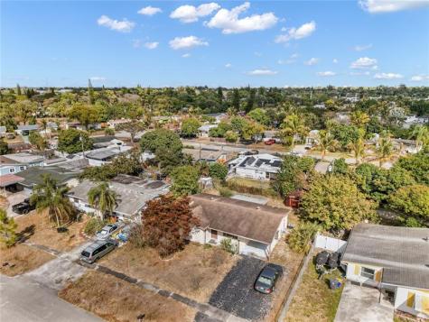 1398 Fernlea Drive West Palm Beach FL 33417