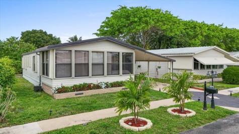 5343 NW 4th Terrace Deerfield Beach FL 33064