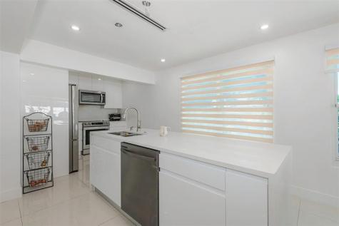 825 Argonaut Isle Dania Beach FL 33004