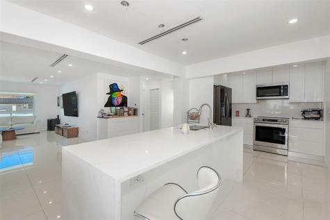 825 Argonaut Isle Dania Beach FL 33004