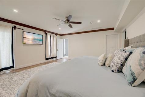4821 NE 28th Avenue Lighthouse Point FL 33064