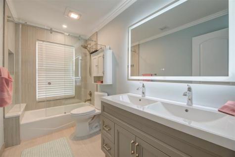 4821 NE 28th Avenue Lighthouse Point FL 33064